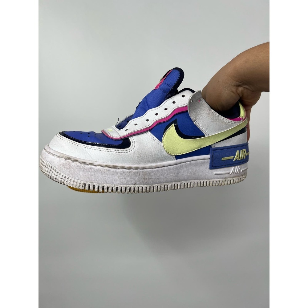 ‎Nike - Picture 3 of 8